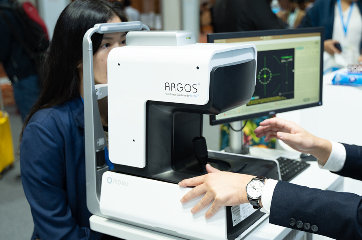 Image of a woman during an eye examination
