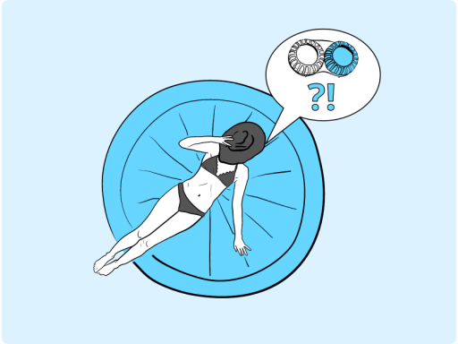 Imagen de una persona en una piscina pensando en lentillas