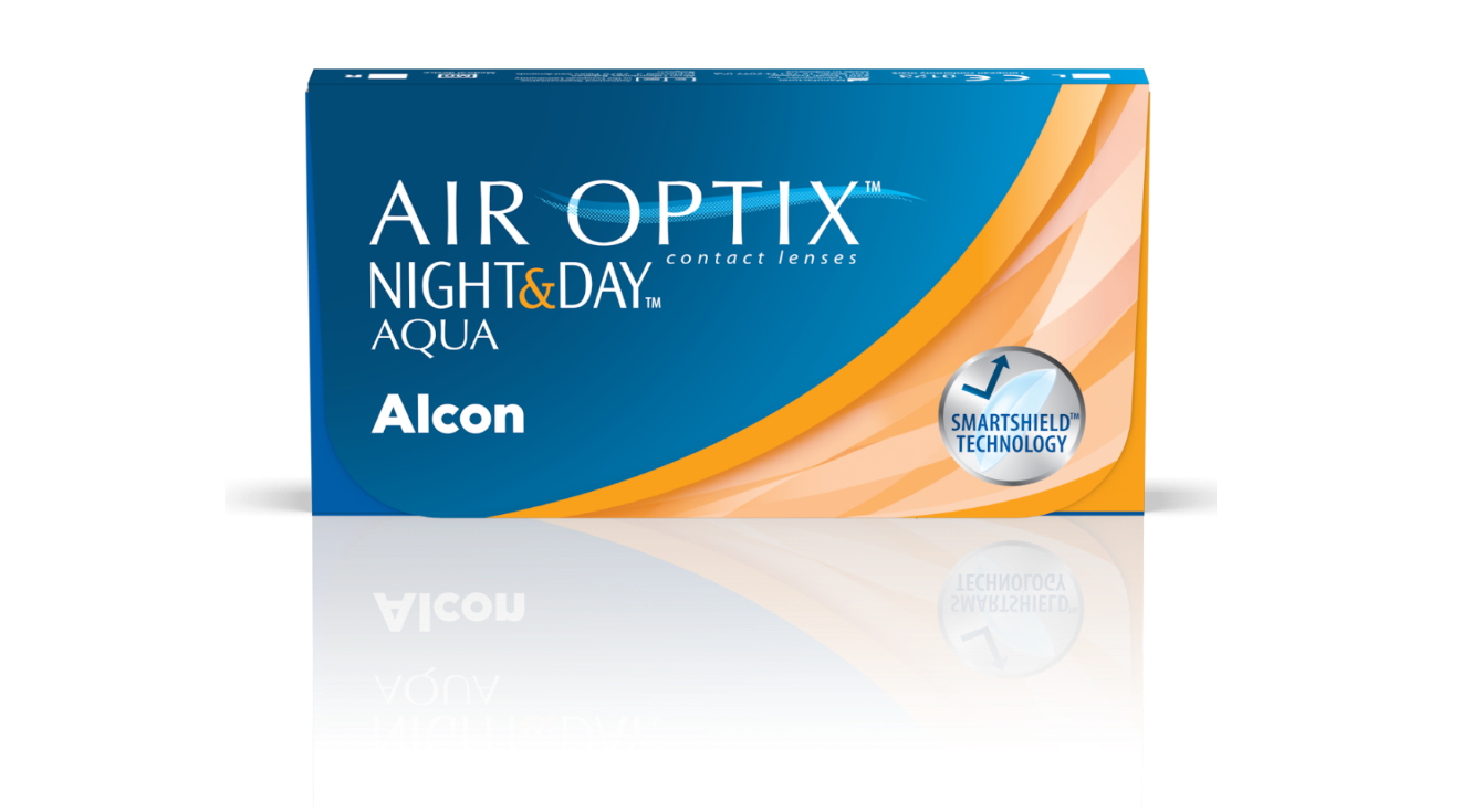 AIR OPTIX NIGHT and DAY pack shot
