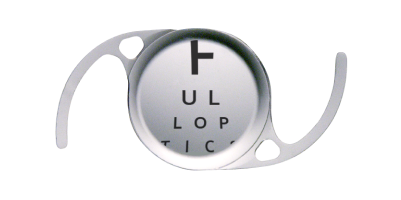 Close up of an enVista IOL with letters behind it, showing limited use of the 4.9 mm aspheric optic