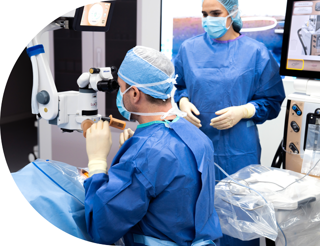 Cataract Surgery Equipment Alcon Vision Suite
