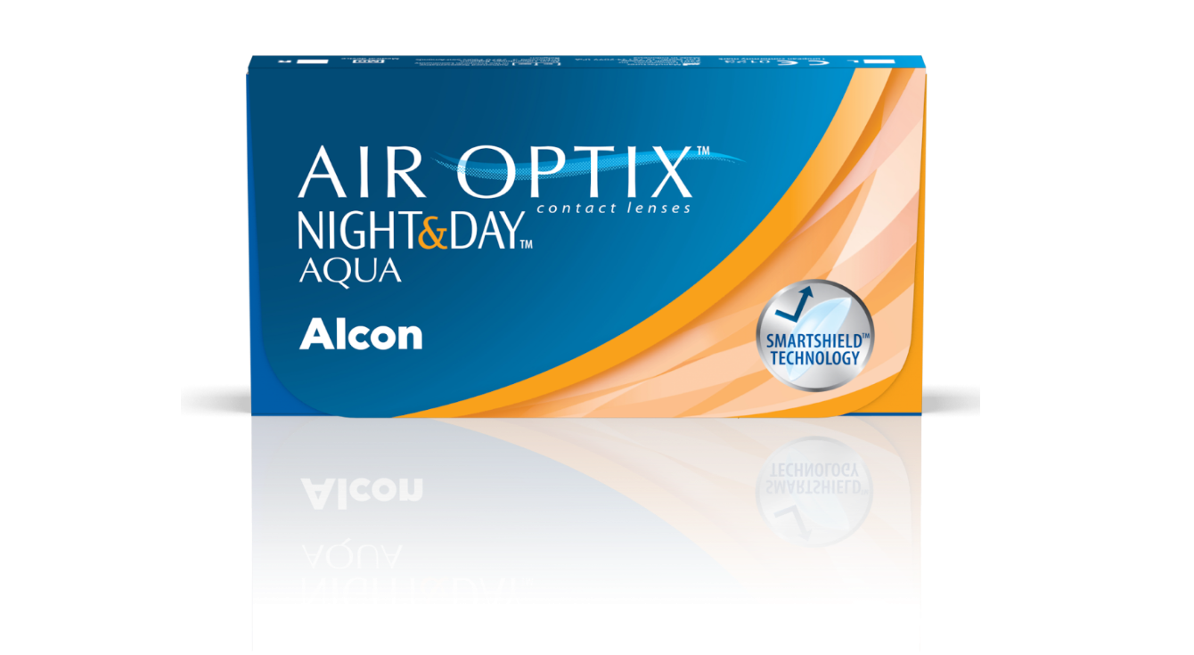 AIR OPTIX NIGHT and DAY pack shot